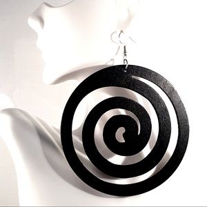 ⭐️NEW!⭐️🌴Natural Wood Large Disk Spiral Earrings